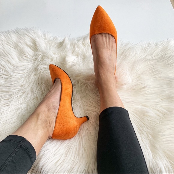 Starburst sorbet orange suede pump - Picture 2 of 3